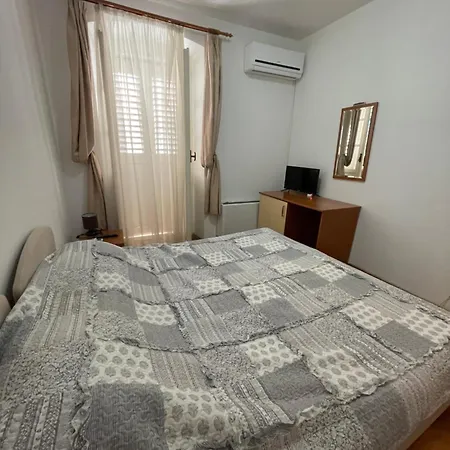 Liza Nocleg ze śniadaniem Trogir