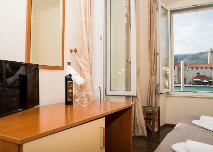 Bed & Breakfast Liza *