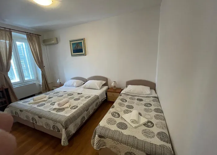 Liza Bed & Breakfast