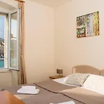 Bed & Breakfast Liza Trogir